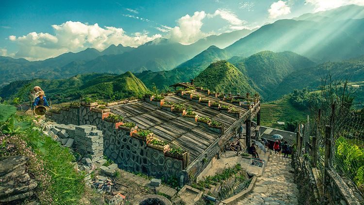 One-Day Sapa Hiking Tour to Y Linh Ho Mong, Lao Chai San & Ta Van